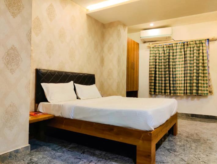 The Shah Imperial Hotel Gwalior Eksteriør billede